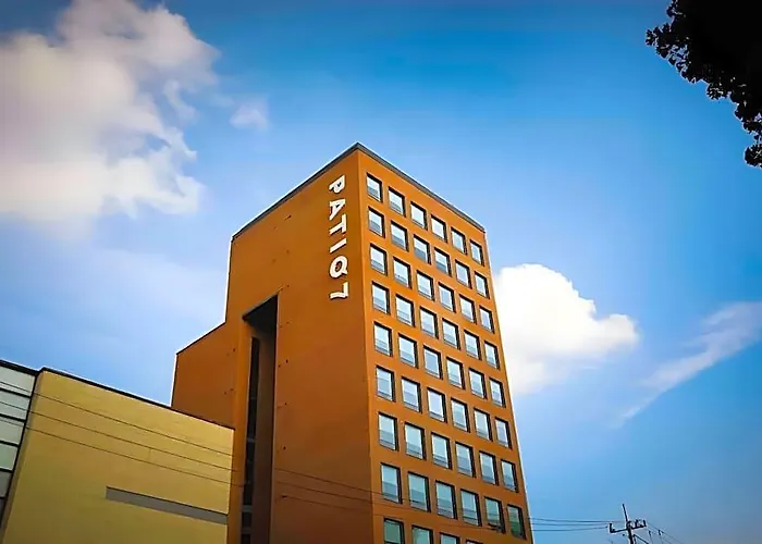 Patio 7 Hotel 3*