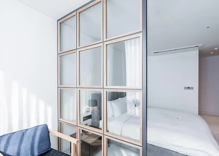 Patio 7 Hotel 3*